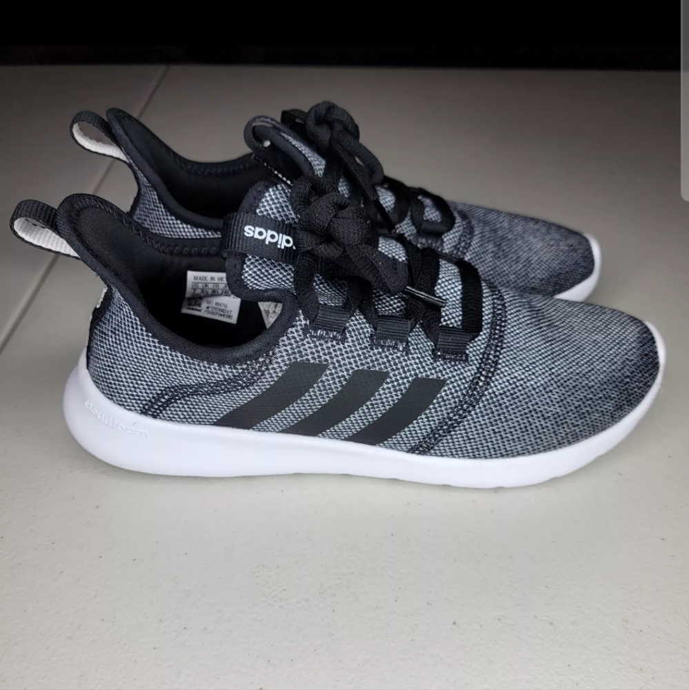Adidas H04755 Cloudfoam Pure 2.0 Slip Ons Womens Size 7 Worn Once